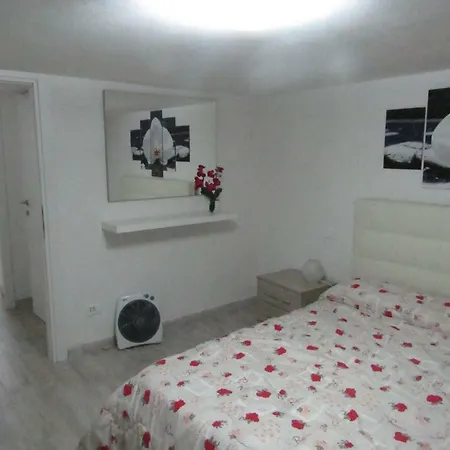 公寓 Casa Vacanza, Peonia 斯培西亚